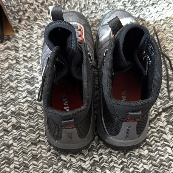 Simms Men's Black and Orange Fishing Boots - Picture 3 of 4